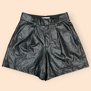Abercrombie & Fitch 6 Inch Black Vegan Leather Sloan Shorts - Size S